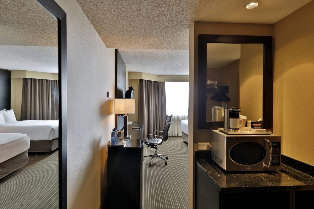 Edmonton Hotel & Convention Center Edmonton Extérieur photo